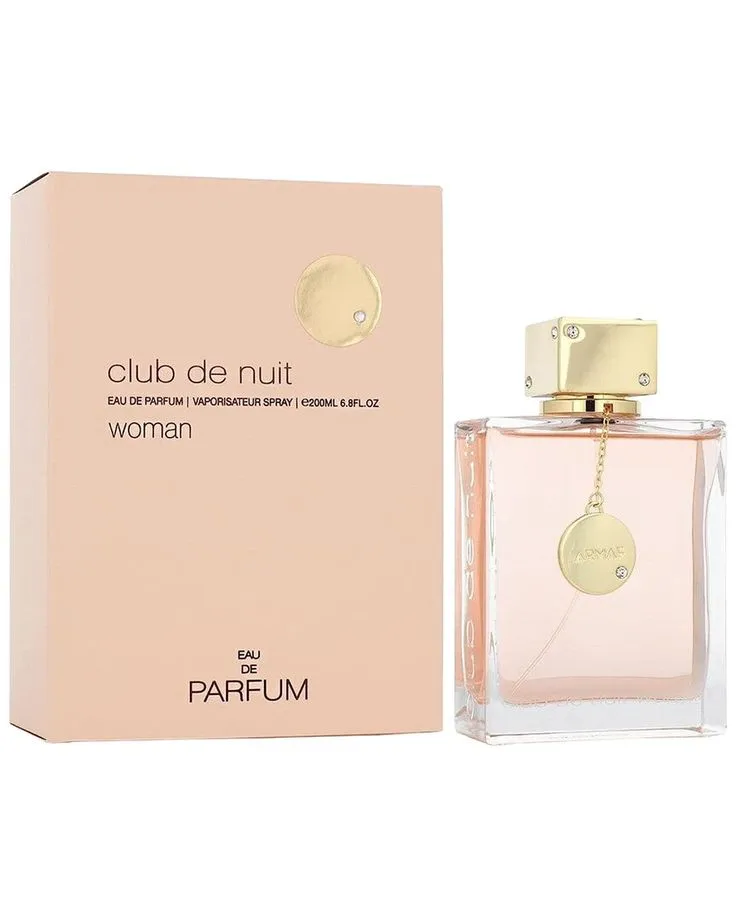 Club de Nuit Women – L’Élégance Intemporelle & Le Sillage de Luxe à Abidjan